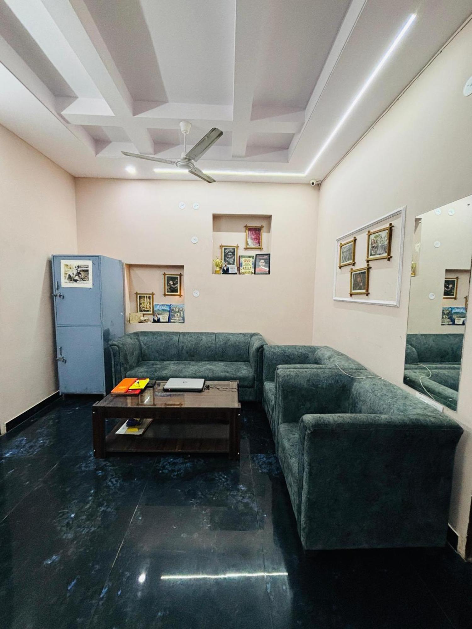 Glad Villa By Cozystays Τζαϊπούρ Εξωτερικό φωτογραφία